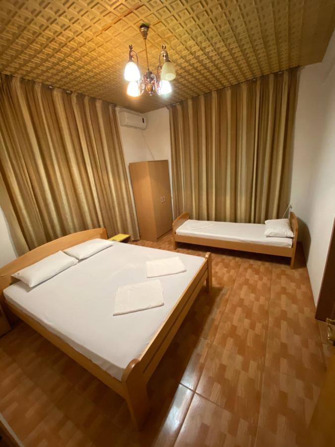 Apartments Toni ウルツィニ エクステリア 写真