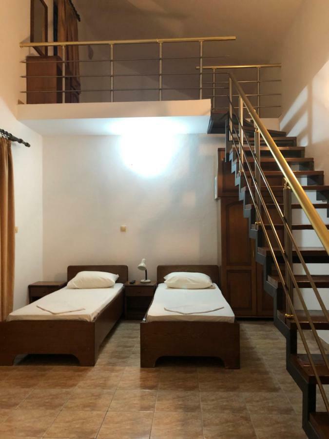 Apartments Toni ウルツィニ エクステリア 写真